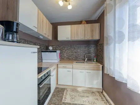 Maison Badi avec piscine privée à Malinska : photo 10