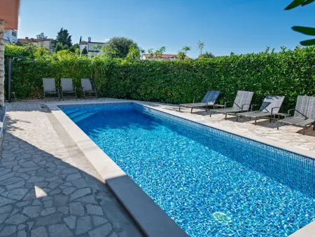 Maison Badi avec piscine privée à Malinska : photo 14