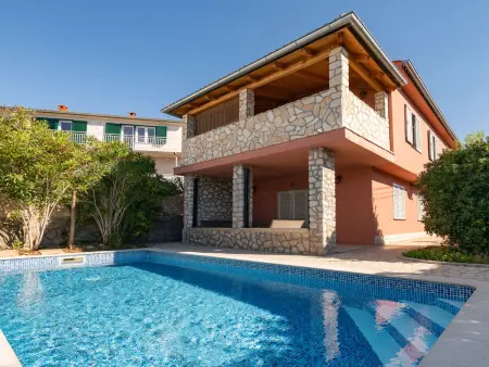Maison Badi avec piscine privée à Malinska : photo 15