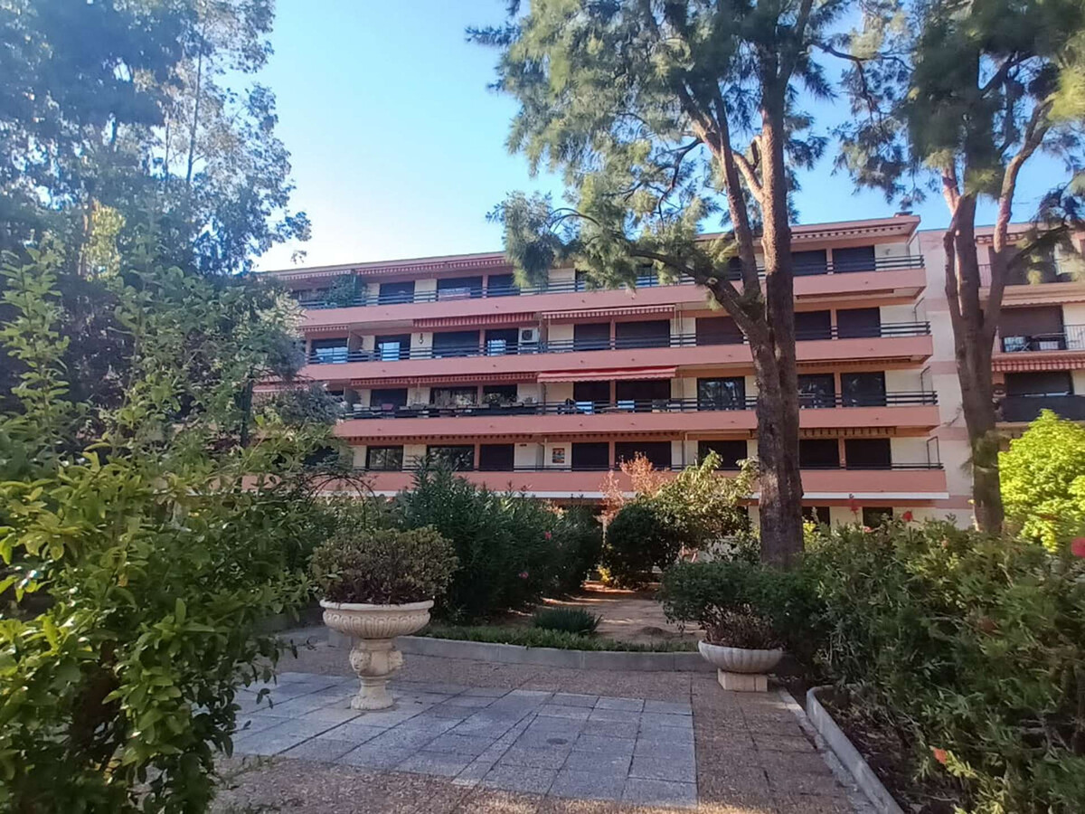 Appartement traversant 600m de la plage à Cavalaire-sur-Mer - Photo 1