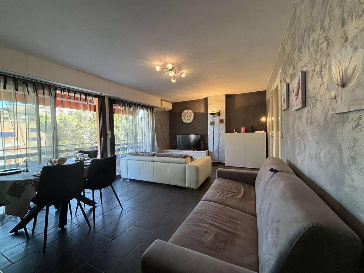 Appartement traversant 600m de la plage à Cavalaire-sur-Mer - Photo 9