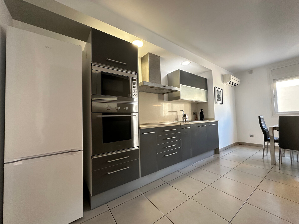 Appartement 6 pers. à 150m de la plage à Roses - Photo 5