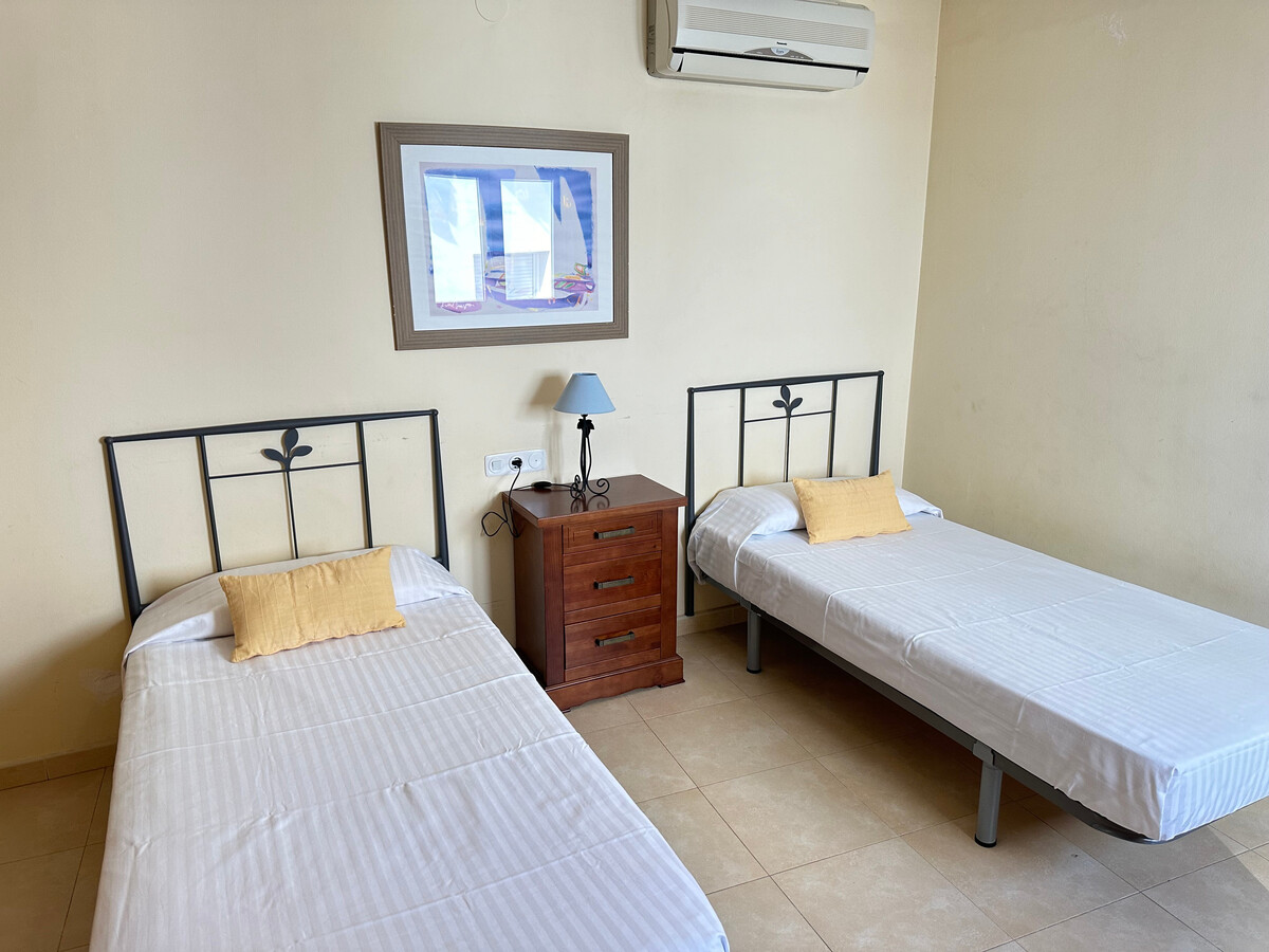 Appartement moderne centre-ville, 350 m de la plage - Photo 13