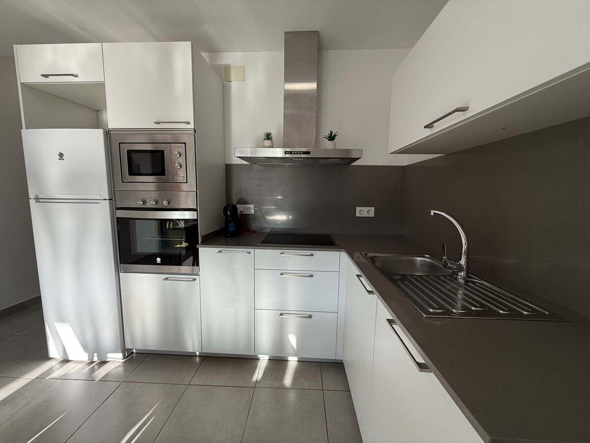 Appartement moderne 5 pers., 140m plage à Roses - Photo 7