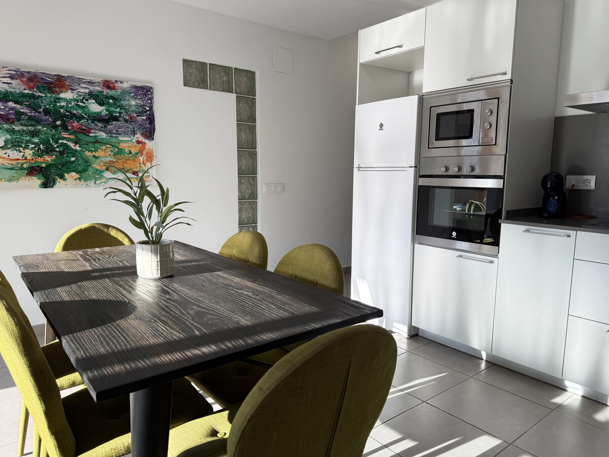 Appartement moderne 5 pers., 140m plage à Roses - Photo 8