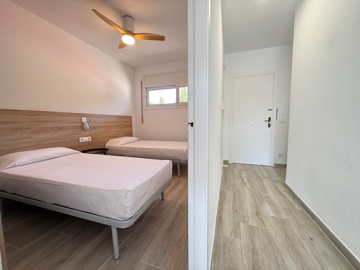 Appartement 4 pers. à Roses avec piscine et jardin - Photo 16