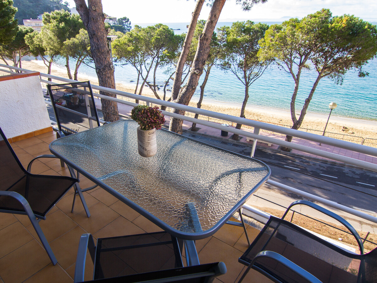 Appartement 4 pers. à 1 min de la plage de Roses - Photo 2