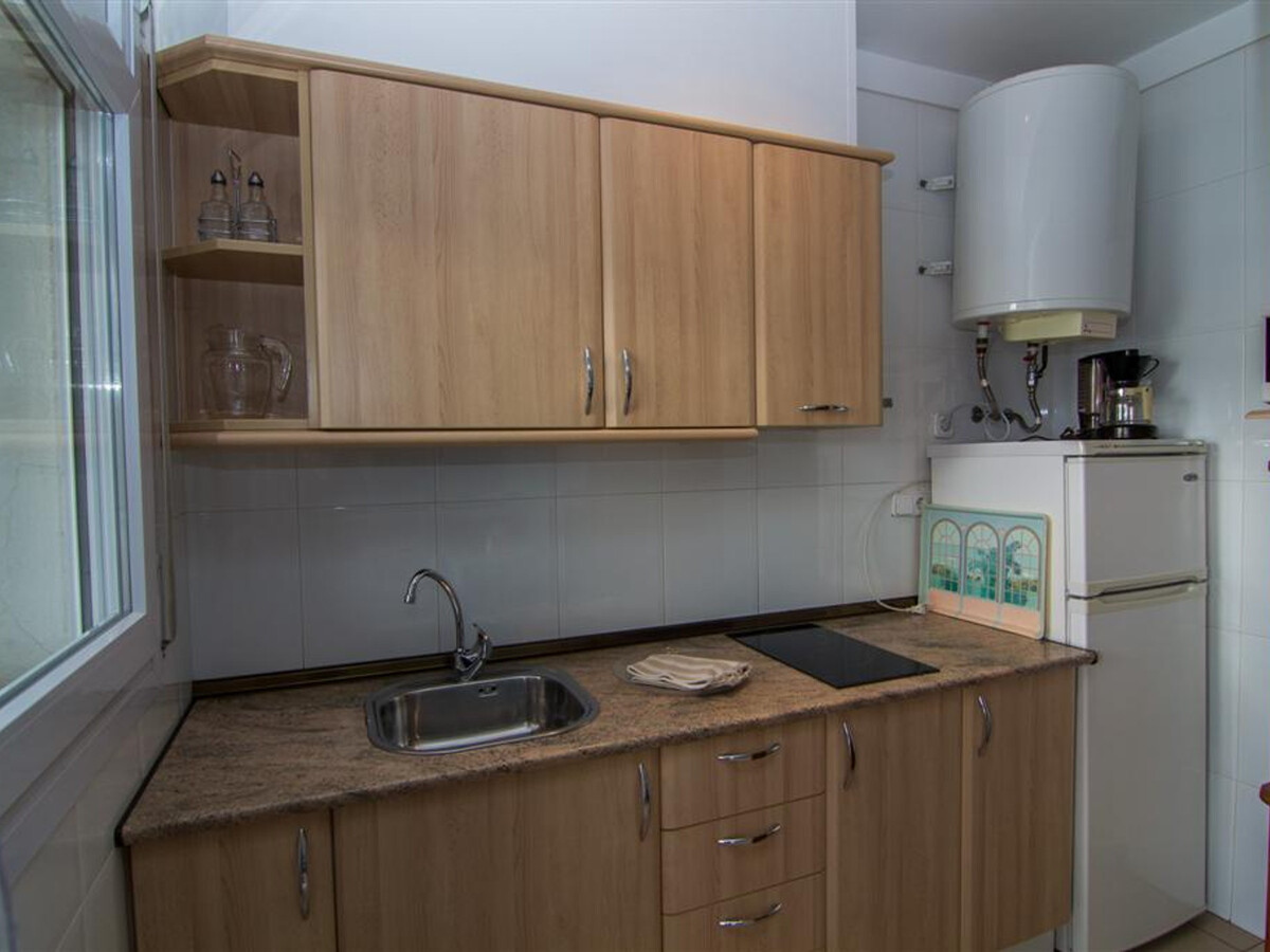 Appartement 4 pers. à 1 min de la plage de Roses - Photo 10