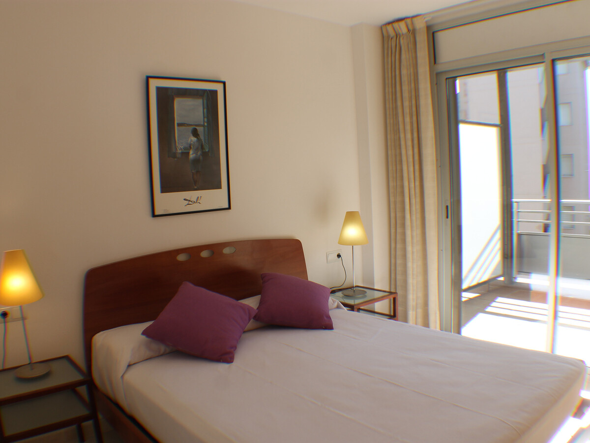 Appartement neuf avec piscine, 2 min de la plage à Roses - Photo 10
