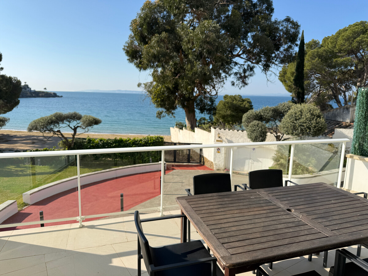 Appartement 6 pers. à Roses, piscine et accès plage - Photo 3