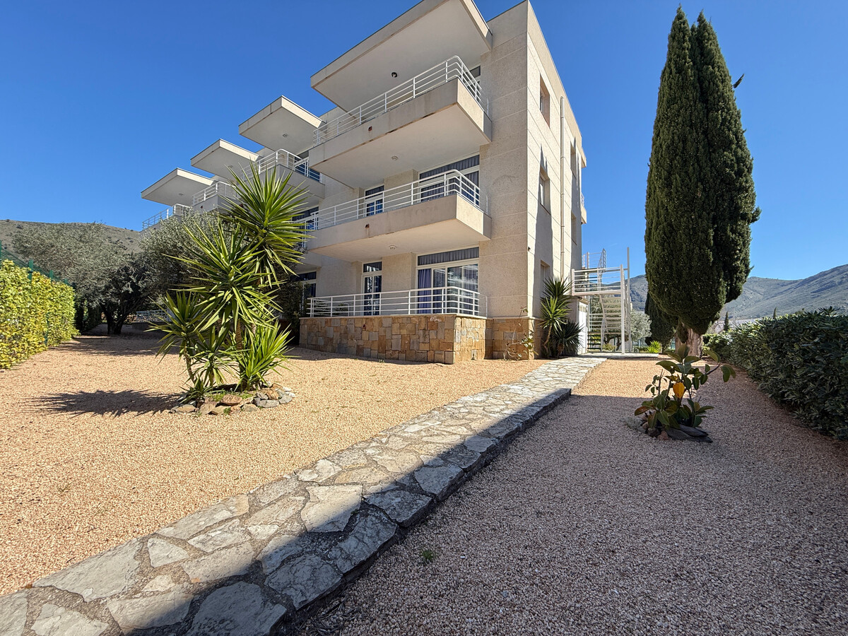 Appartement 4 pers à Roses avec piscine et jardin - Photo 2
