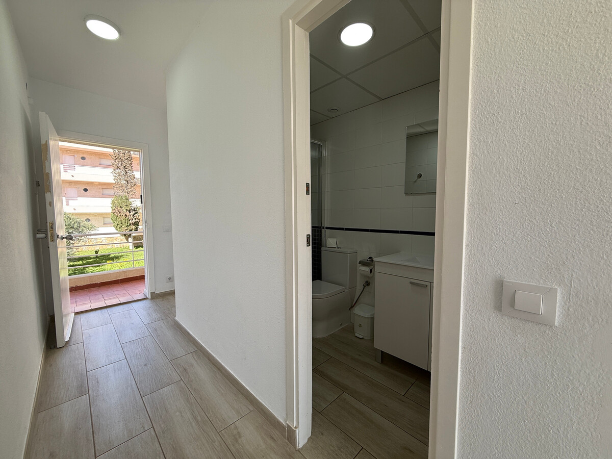 Appartement 4 pers à Roses avec piscine et jardin - Photo 15