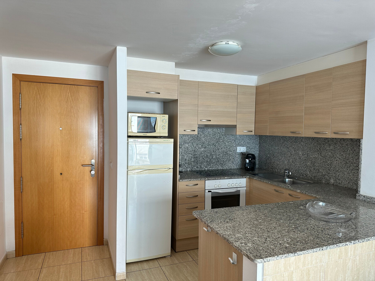 Appartement 5 pers. au centre de Roses, 180 m de la plage - Photo 3