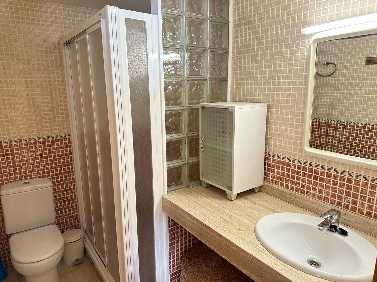 Appartement 5 pers. au centre de Roses, 180 m de la plage - Photo 11