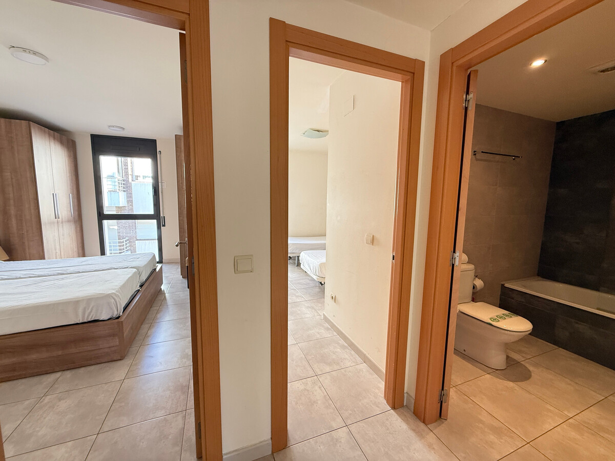 Appartement moderne 4 pers., centre Roses à 100m de la plage - Photo 18