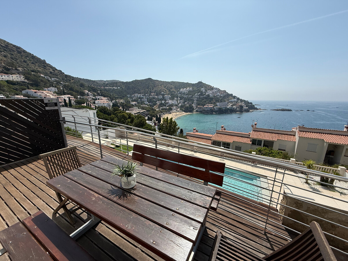 Appartement 6 pers. à Roses, piscine et terrasse vue baie - Photo 2