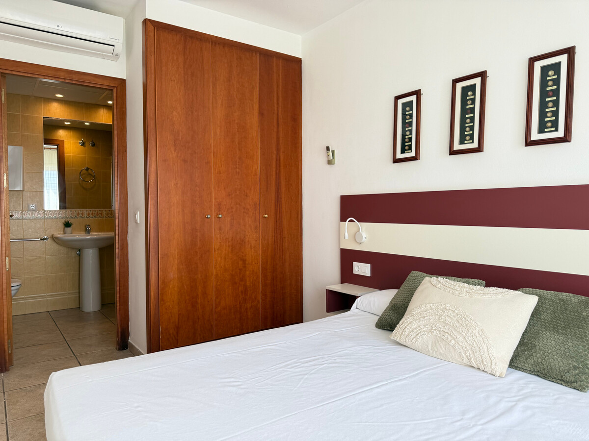 Appartement 6 pers. à Roses, piscine et terrasse vue baie - Photo 11