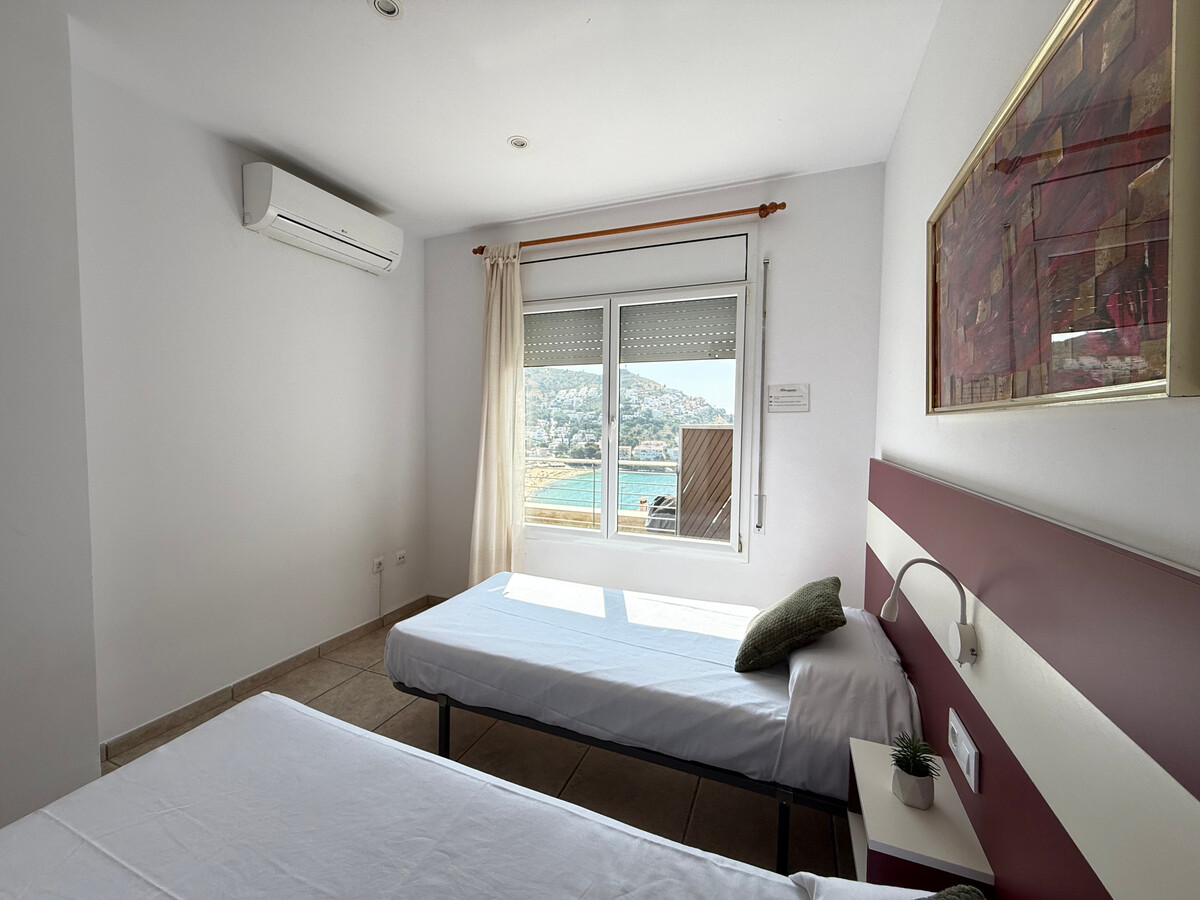 Appartement 6 pers. à Roses, piscine et terrasse vue baie - Photo 14