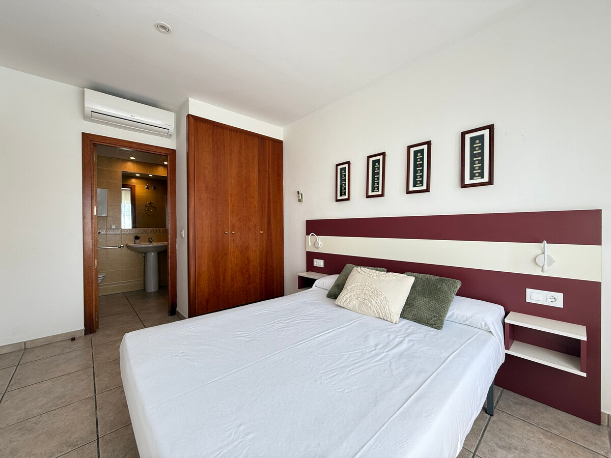 Appartement 6 pers. à Roses, piscine et terrasse vue baie - Photo 17