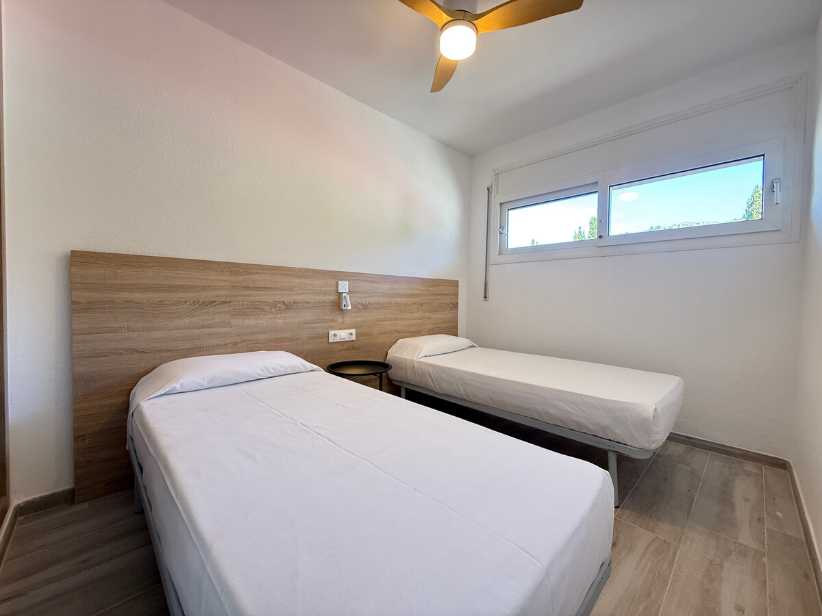 Appartement 4 personnes à Roses, piscine et jardin - Photo 10