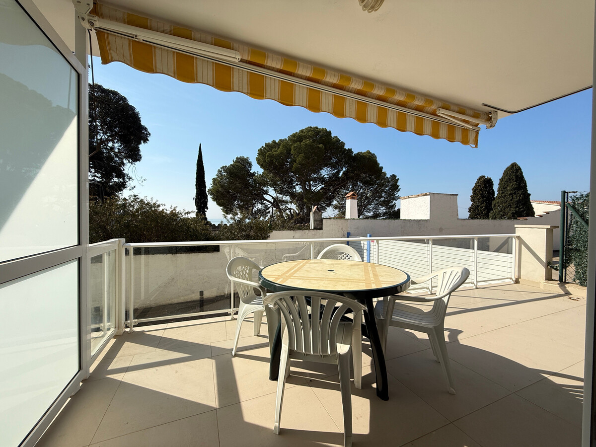 Appartement Roses avec terrasse, piscine et accès plage - Photo 2