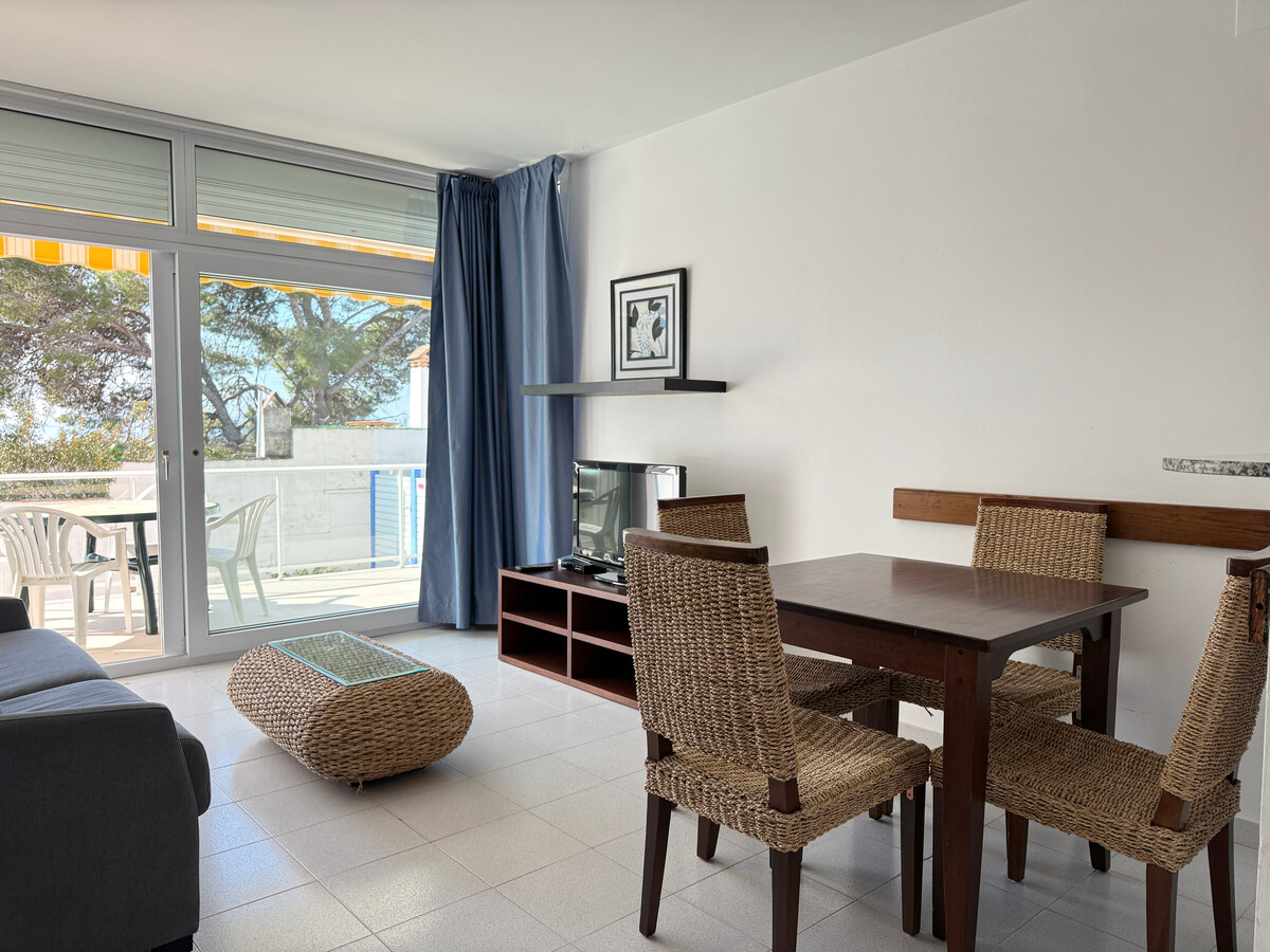 Appartement Roses avec terrasse, piscine et accès plage - Photo 8