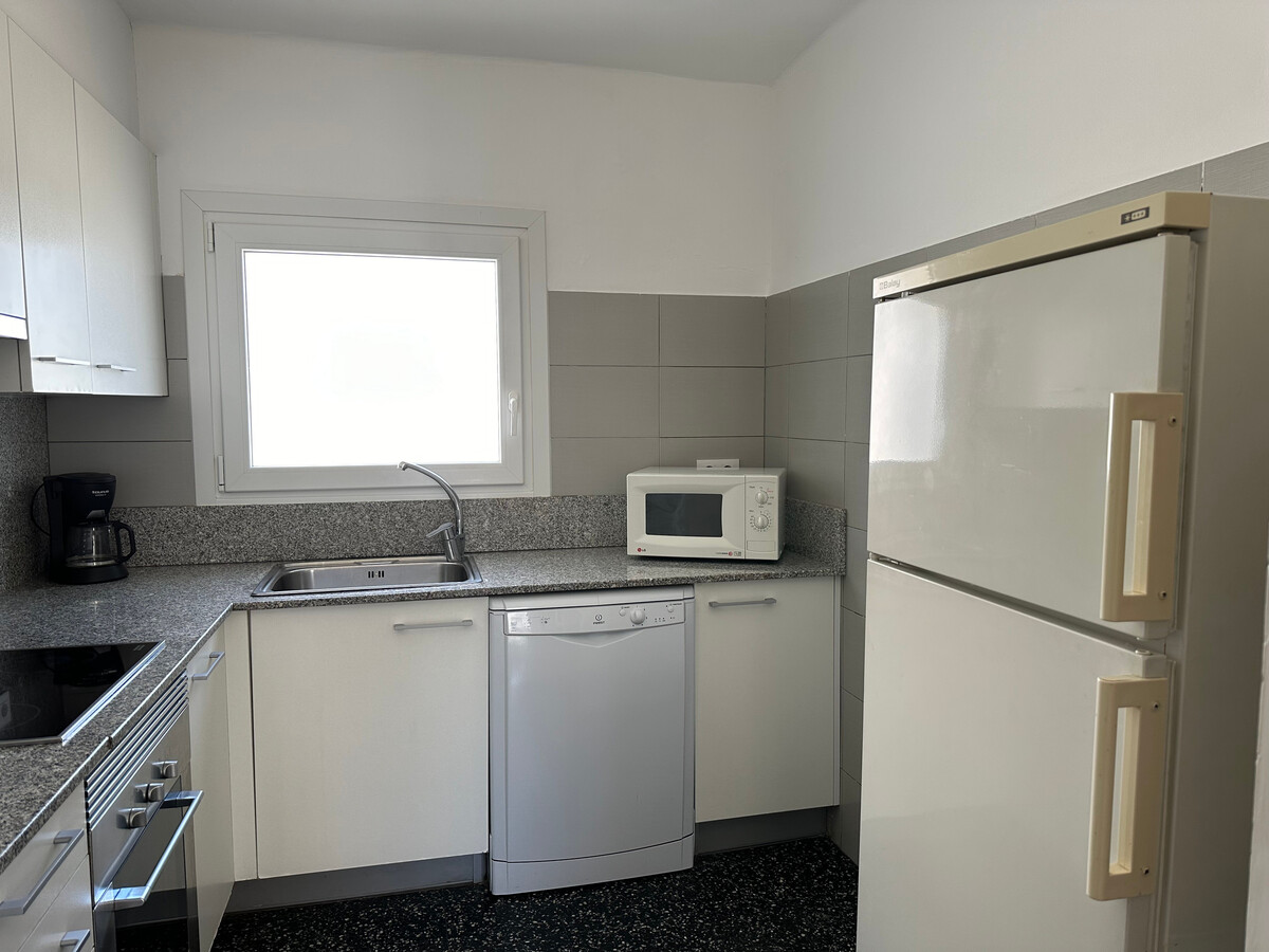 Appartement 10 pers. à Roses, 150 m de la plage - Photo 8