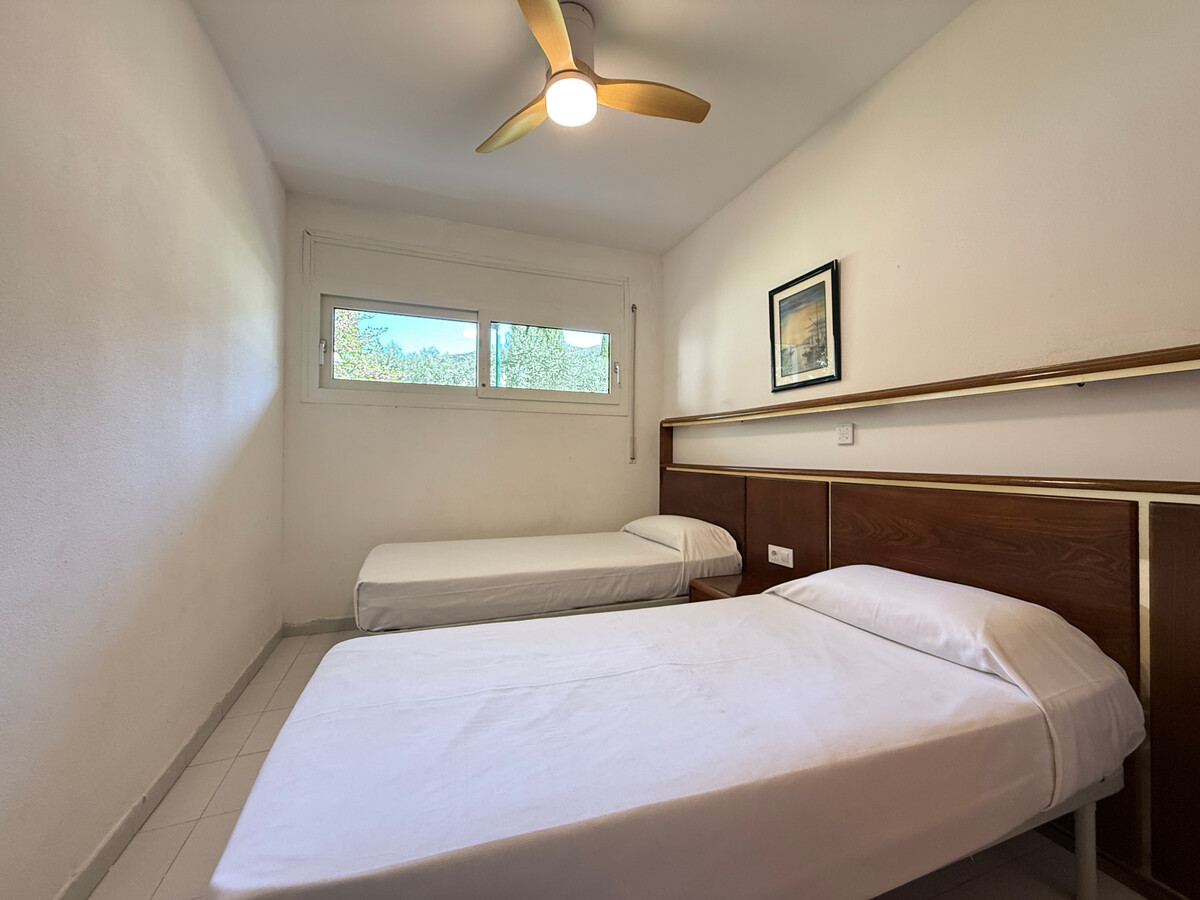 Appartement 4 pers. avec jardin et piscine à Roses - Photo 9