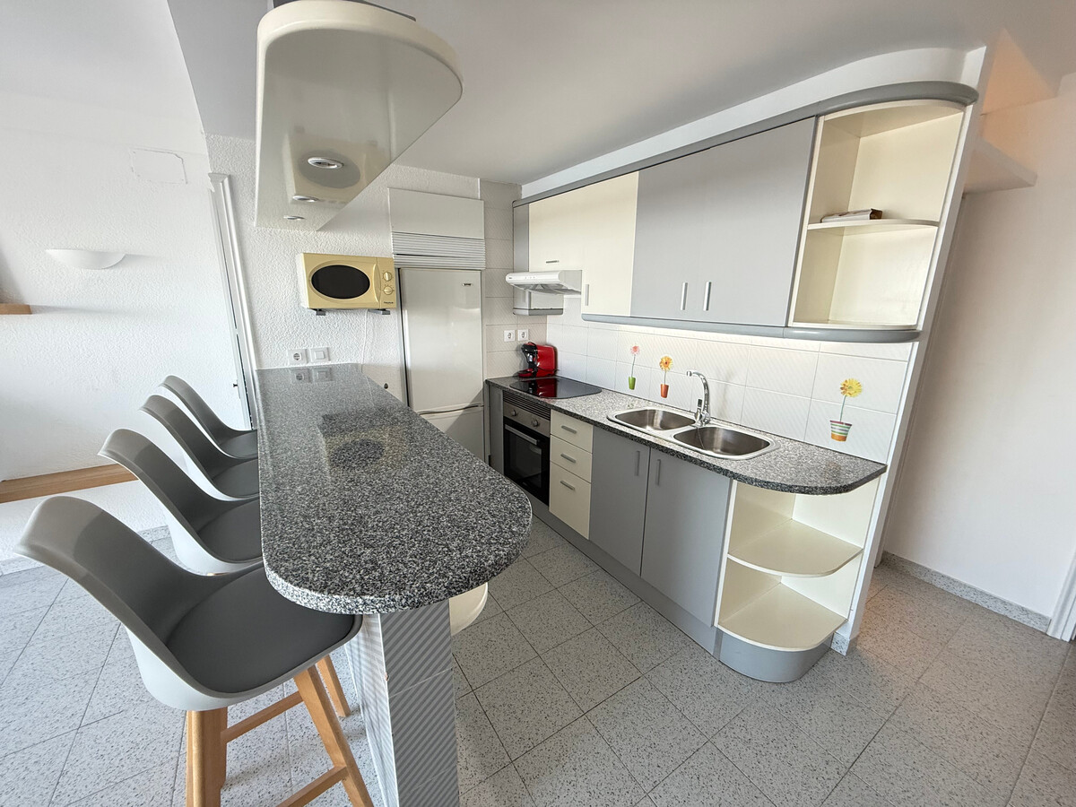 Appartement 4 personnes Roses, terrasse baie et plage à 30m - Photo 11
