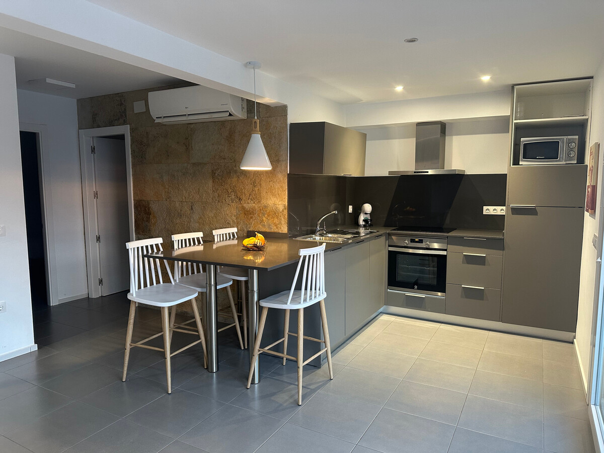 Appartement 4 pers. au cœur de Roses, terrasse & plage à 150m - Photo 6
