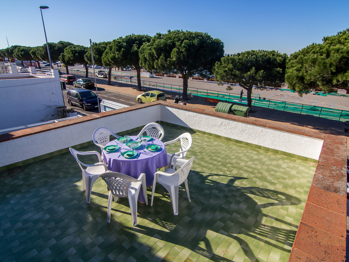 Maison 11 pers. face au port de Roses - Photo 1