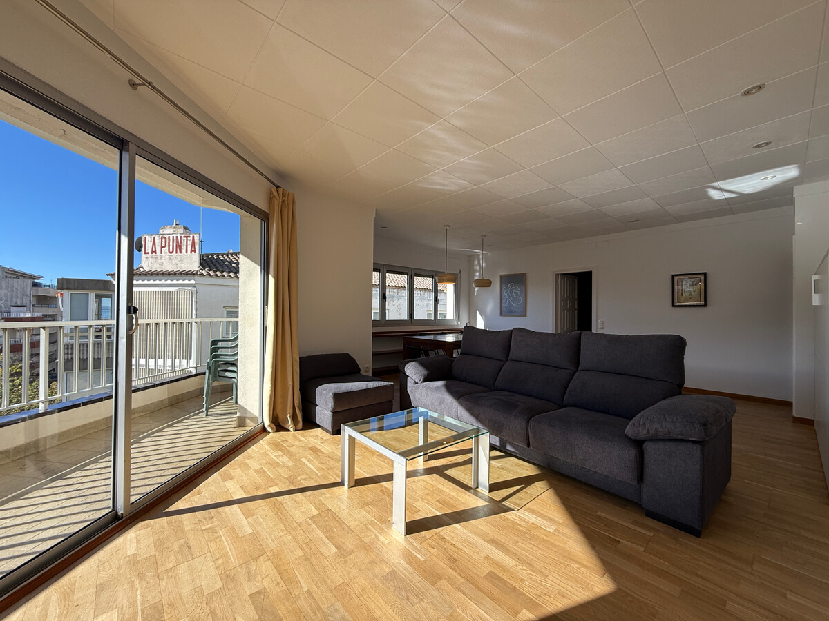 Appartement 8 pers, centre de Roses à 140m de la plage - Photo 2
