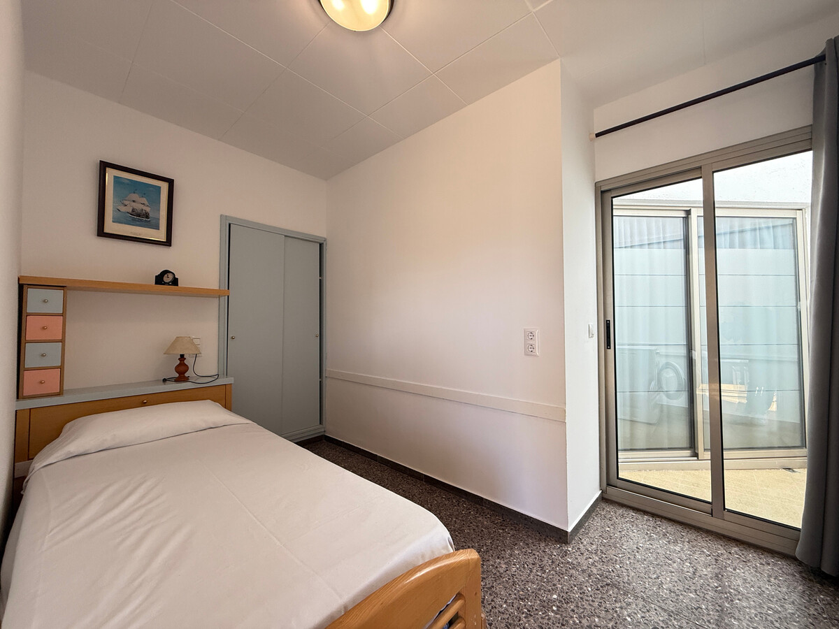 Appartement 8 pers, centre de Roses à 140m de la plage - Photo 14