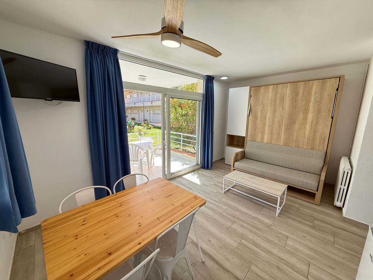 Appartement 4 pers. à Roses, jardin et piscine - Photo 3