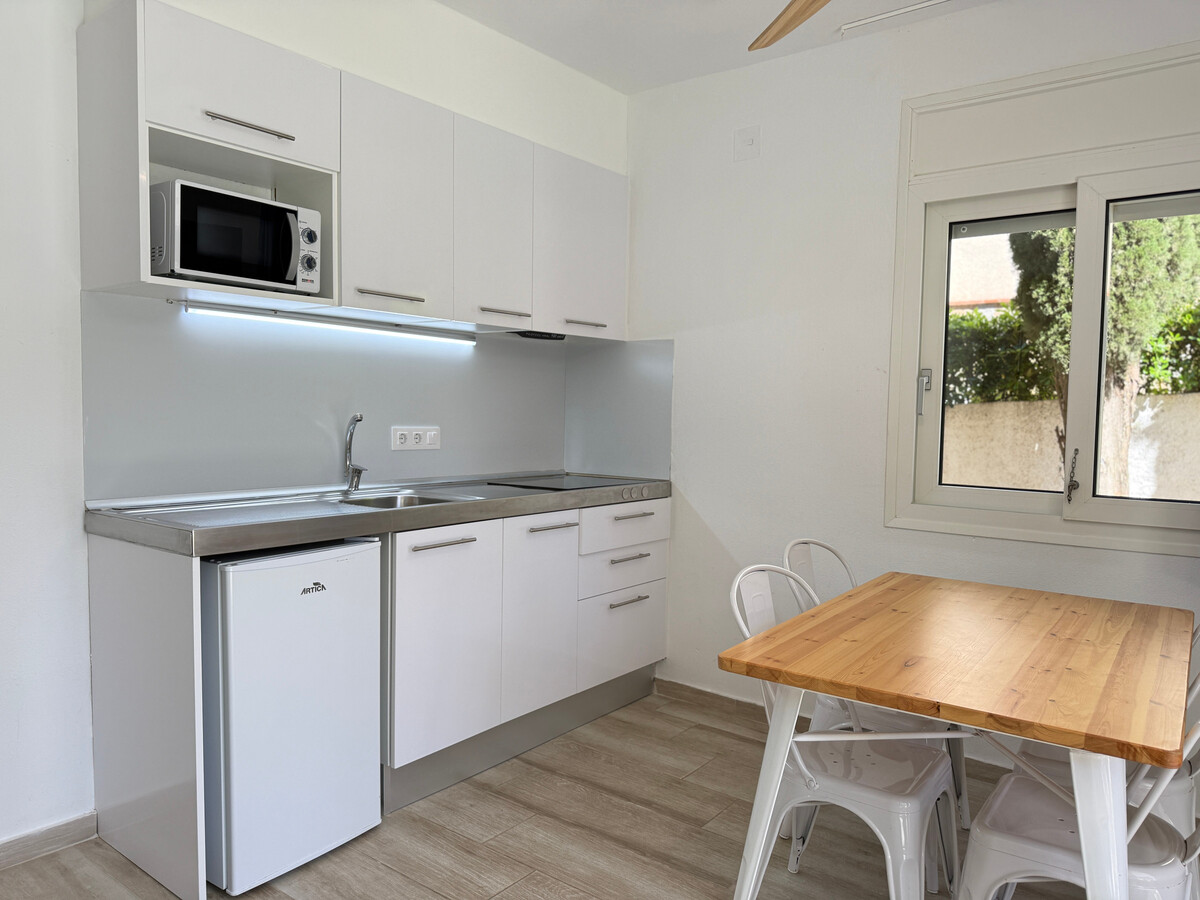 Appartement 4 pers. à Roses, jardin et piscine - Photo 10