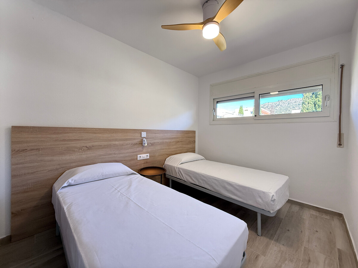 Appartement 4 pers. à Roses, jardin et piscine - Photo 12