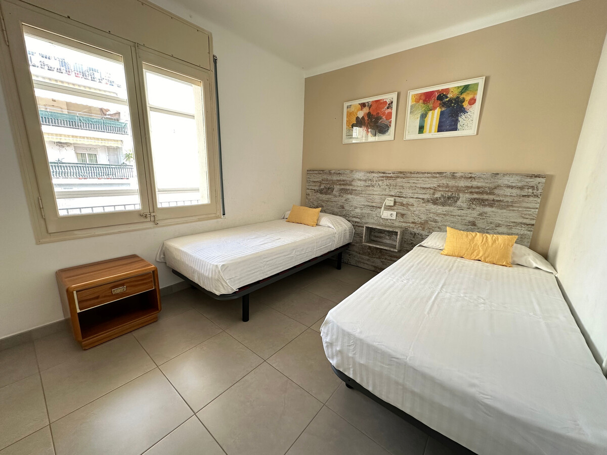 Appartement 8 pers. Roses centre-ville, 500m plage - Photo 10