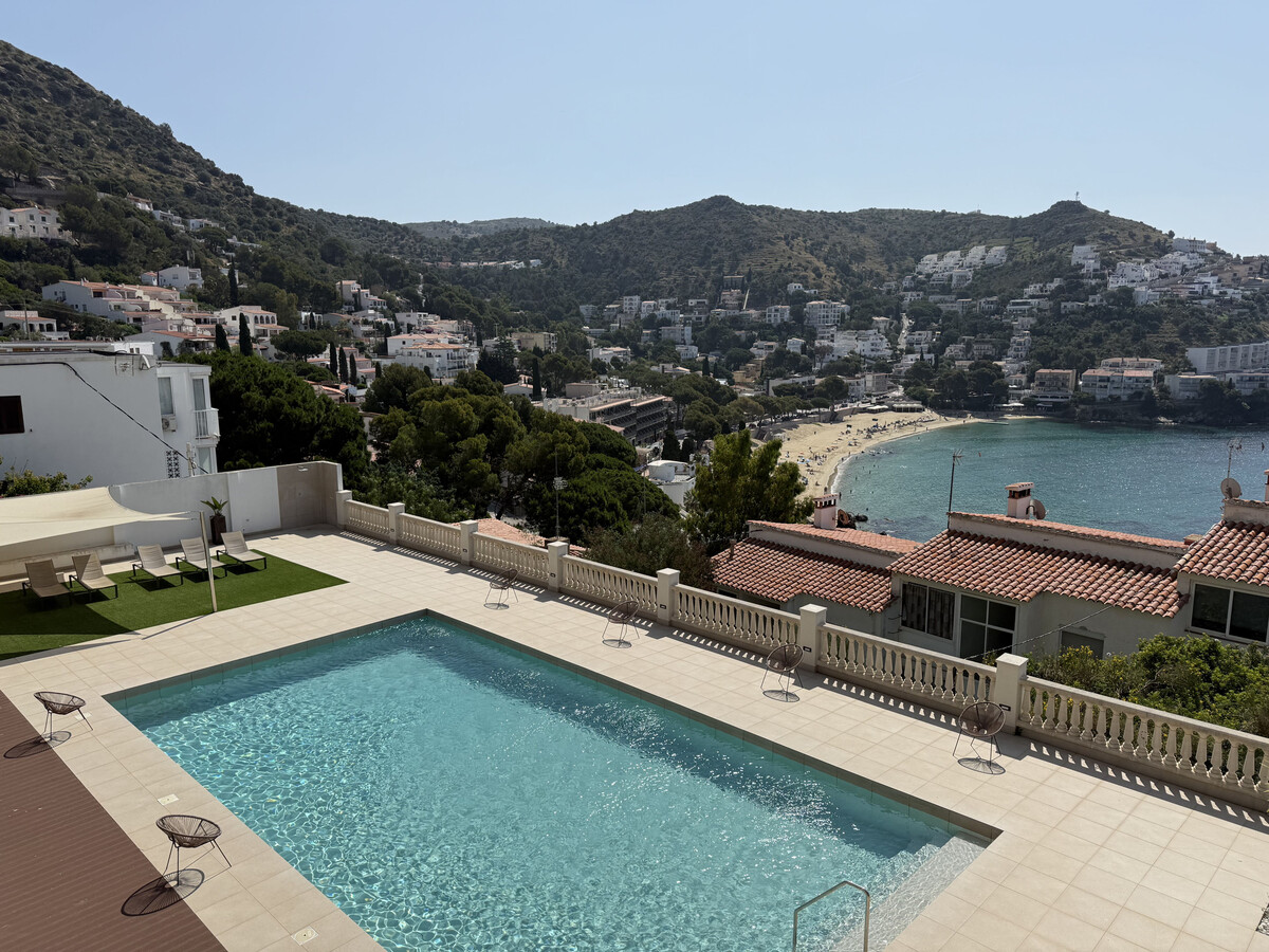 Appartement 6 pers, terrasse privée à 1 min de plage à Roses - Photo 3