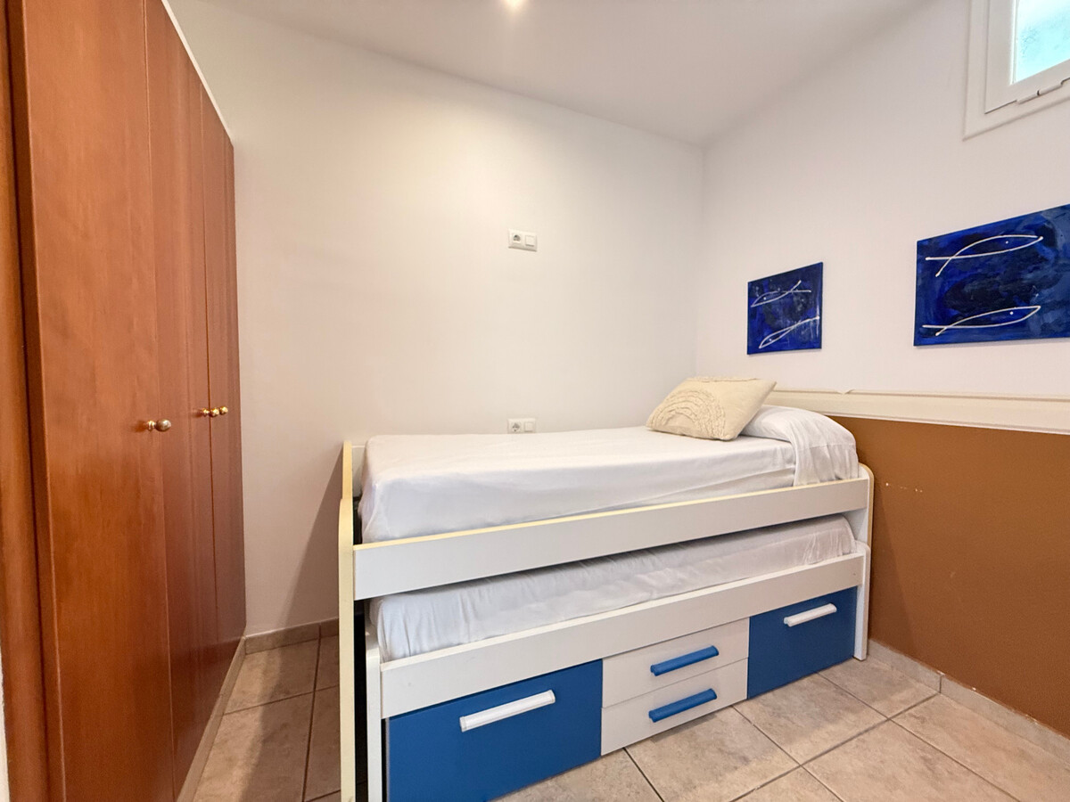 Appartement 6 pers, terrasse privée à 1 min de plage à Roses - Photo 14