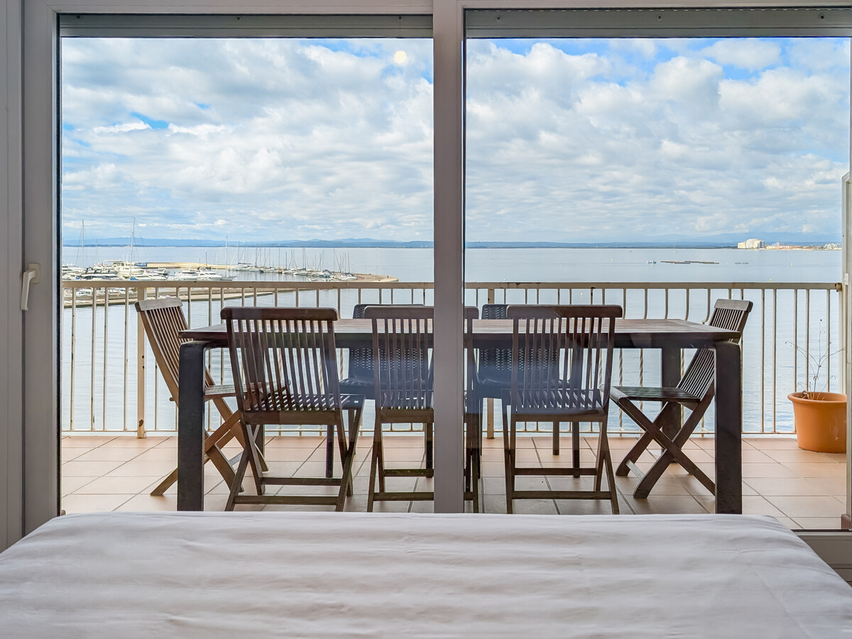 Appartement 8 pers. front de mer à Roses avec terrasse - Photo 3