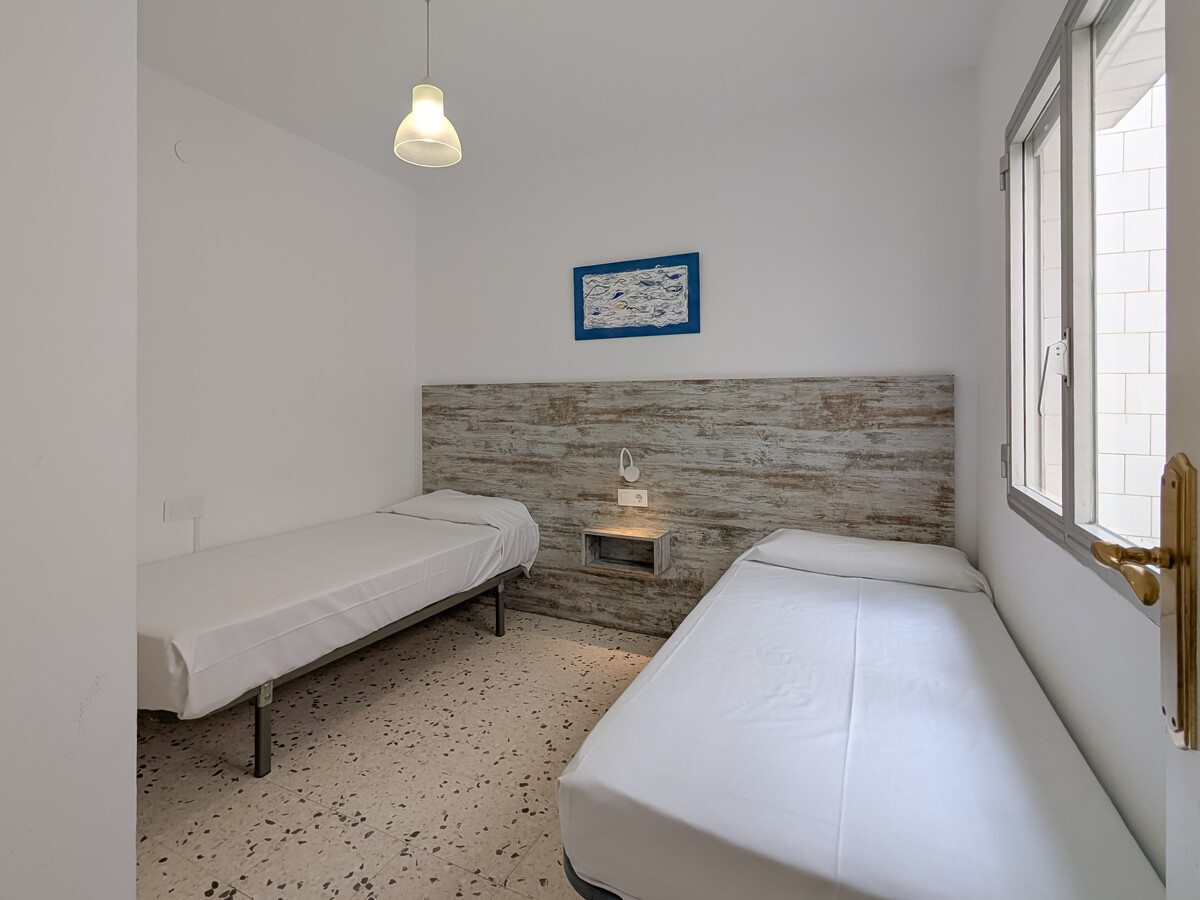 Appartement 8 pers. front de mer à Roses avec terrasse - Photo 15