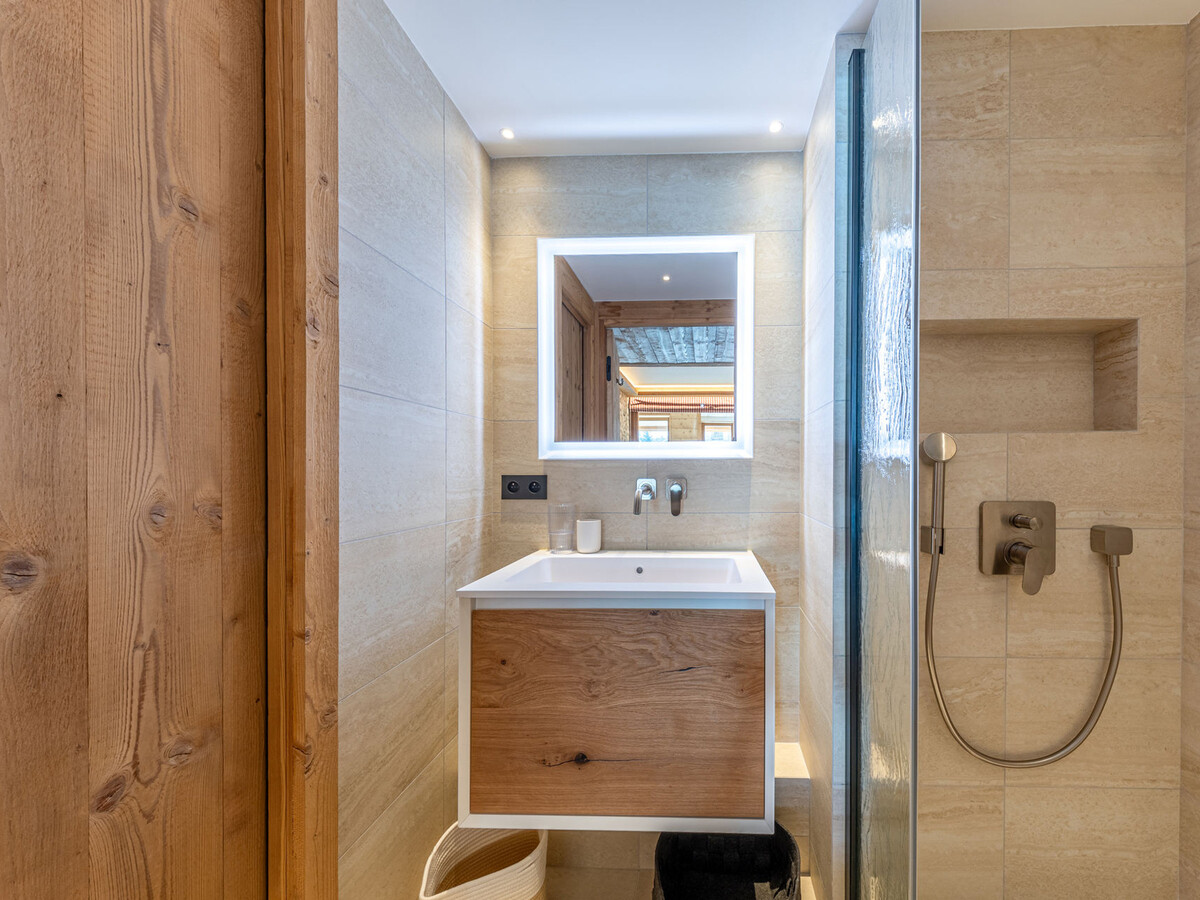 Duplex 108m² piscine & sauna, 8 couchages Val-d'Isère - Photo 13