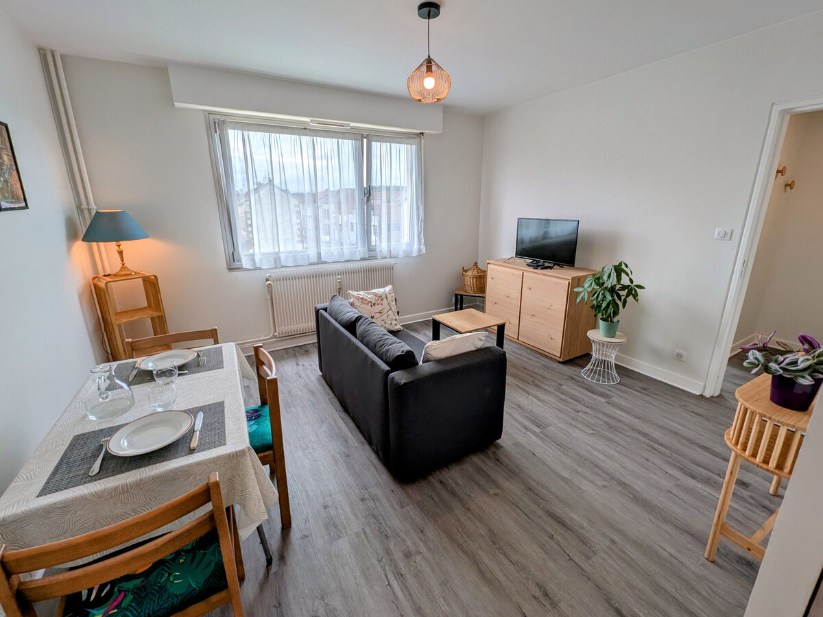 Appartement 2 personnes à Luxeuil-les-Bains, proche thermes - Photo 1