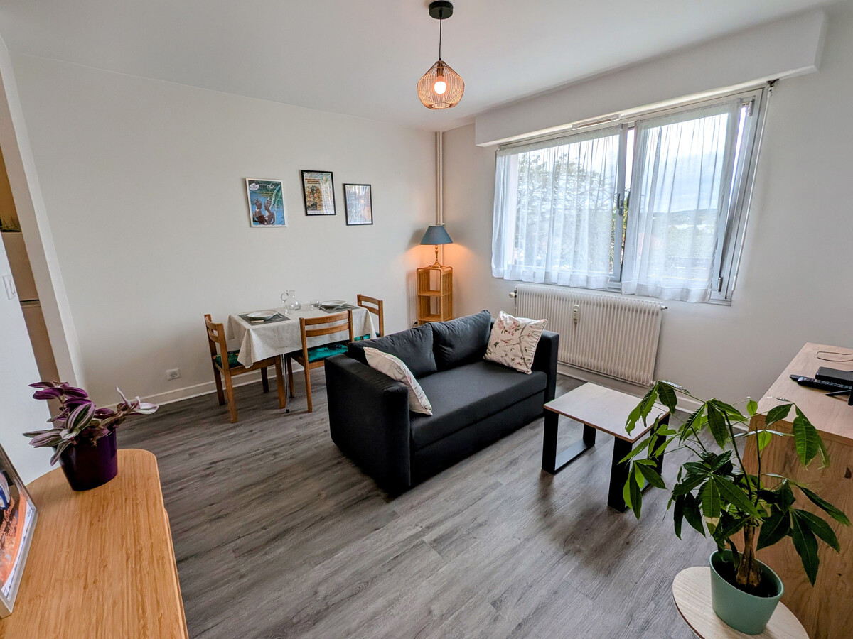 Appartement 2 personnes à Luxeuil-les-Bains, proche thermes - Photo 10