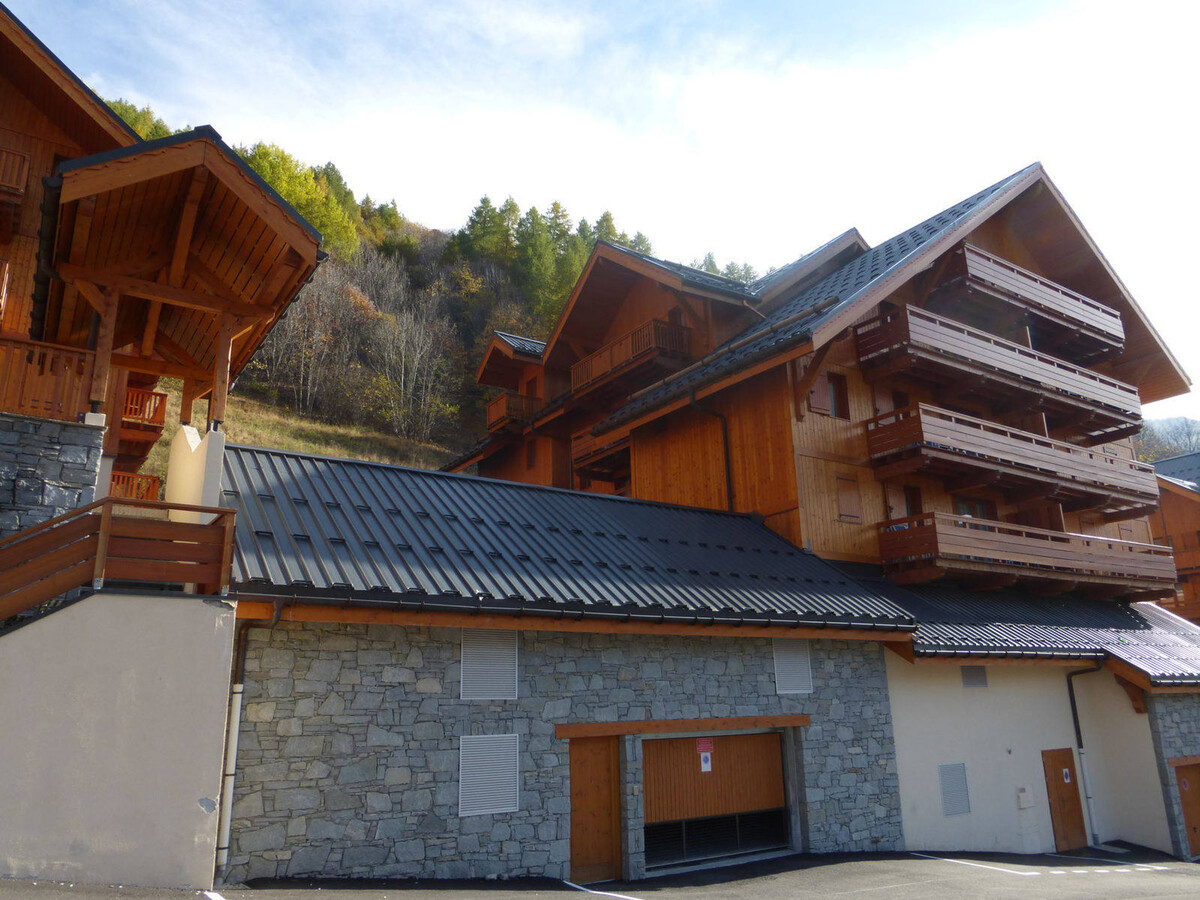 Appartement 2 pièces Valloire, balcon sud et parking - Photo 15
