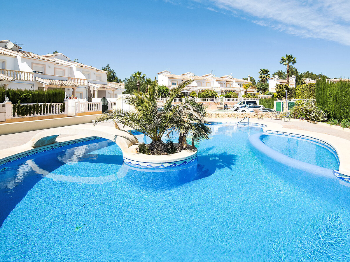 Maison Vital Park à Calpe – piscine et terrasse BBQ - Photo 1
