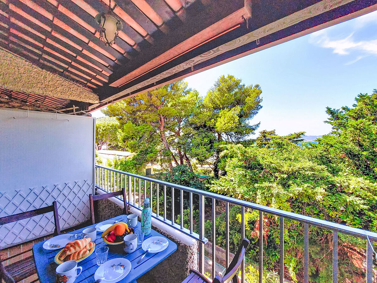 Studio terrasse vue mer à La Madrague, 600 m de la plage - Photo 13