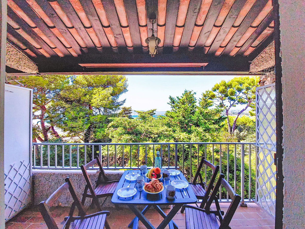 Studio terrasse vue mer à La Madrague, 600 m de la plage - Photo 14