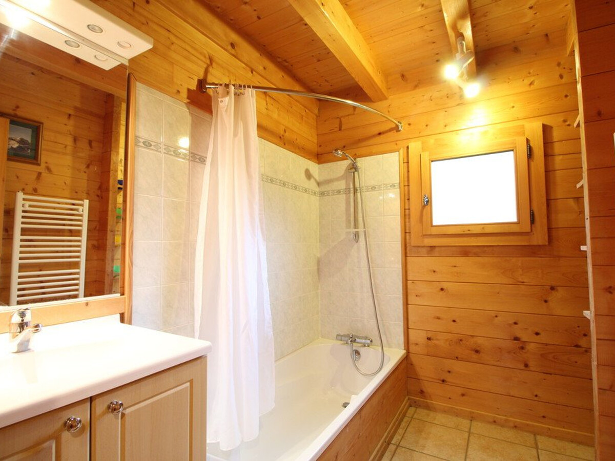 Chalet 5 chambres, 150 m² avec garage et local à skis - Photo 11