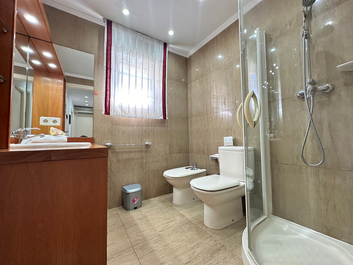 Appartement 6 pers. face au port de Roses - Photo 20